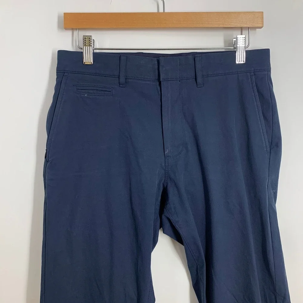 J. Crew Mens Navy Blue Flat Front Chinos Pants Straight Leg Casual Pants Size 28
